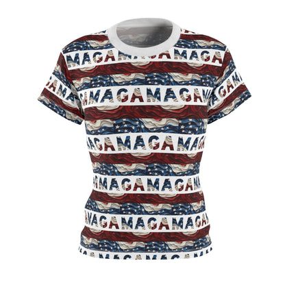 MAGA Trump 2024 Cut &amp; Sew T-Shirt für Damen mit amerikanischer Flagge