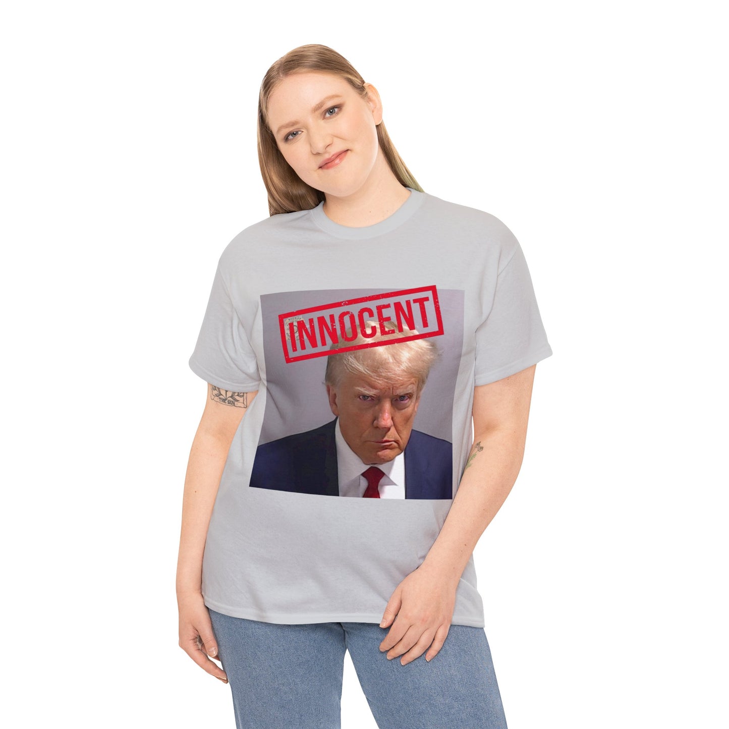 Trump ist unschuldige T-Shirts
